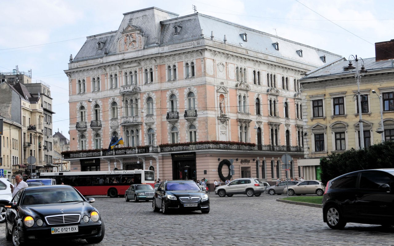 LVIV_916